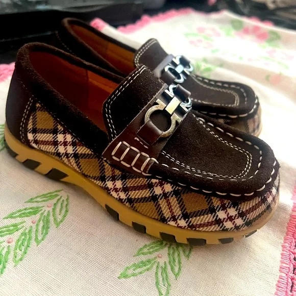 Burberry Brown and Yellow Kids Moccasins - Picture 1 of 8